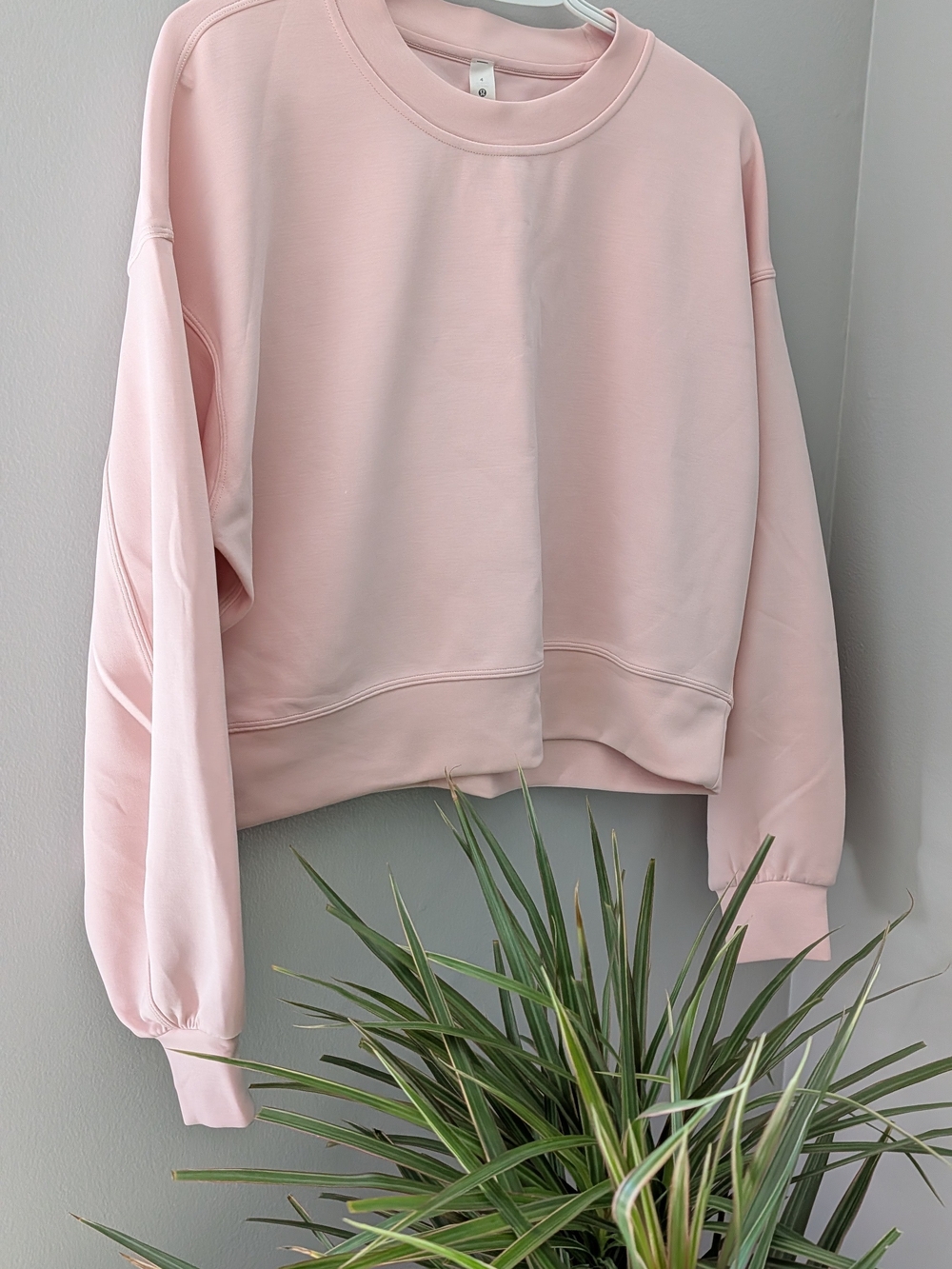 lululemon athletica Cropped Crewneck Sweatshirt - Pale Pink